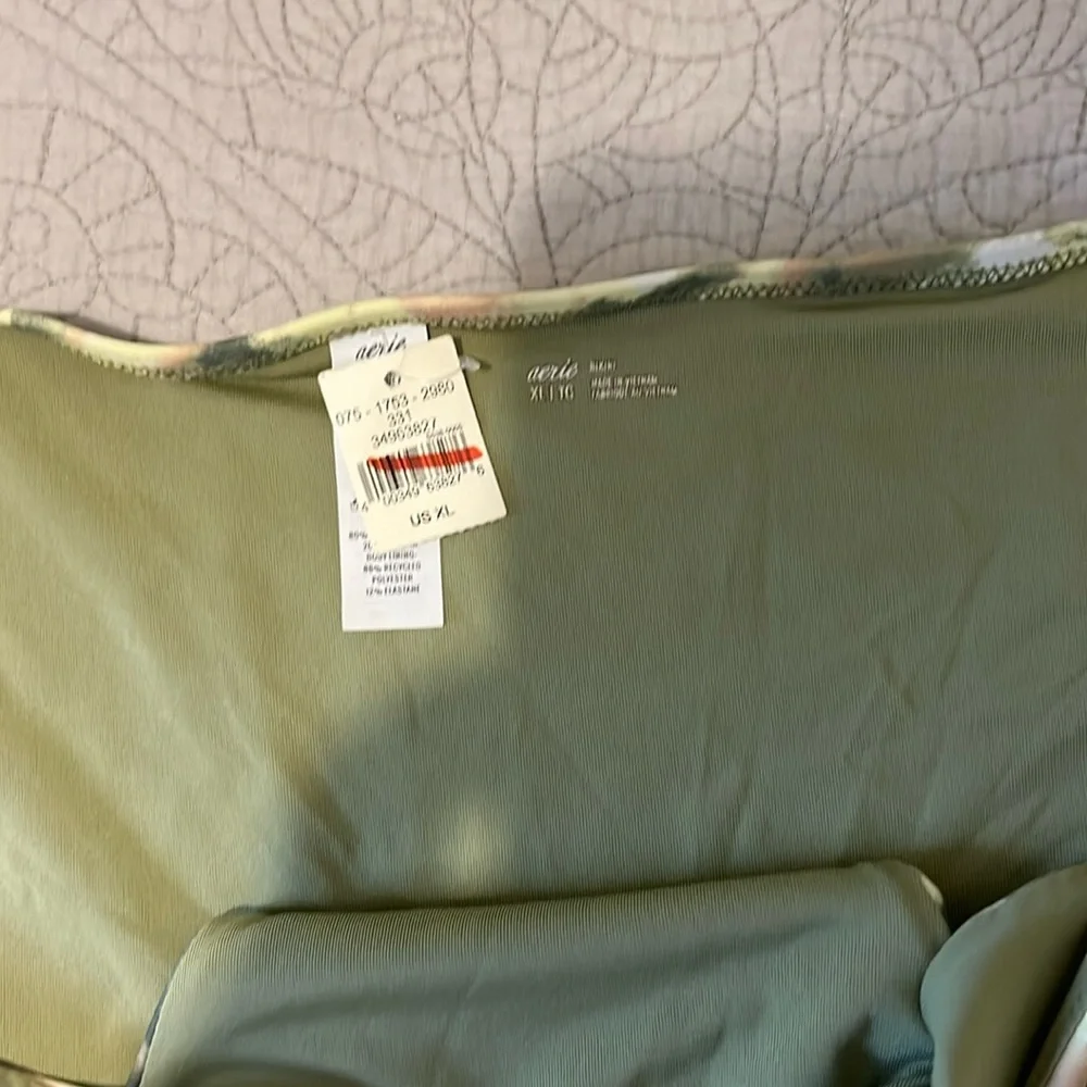 NEW! Bikini bottom - Picture 2 of 4